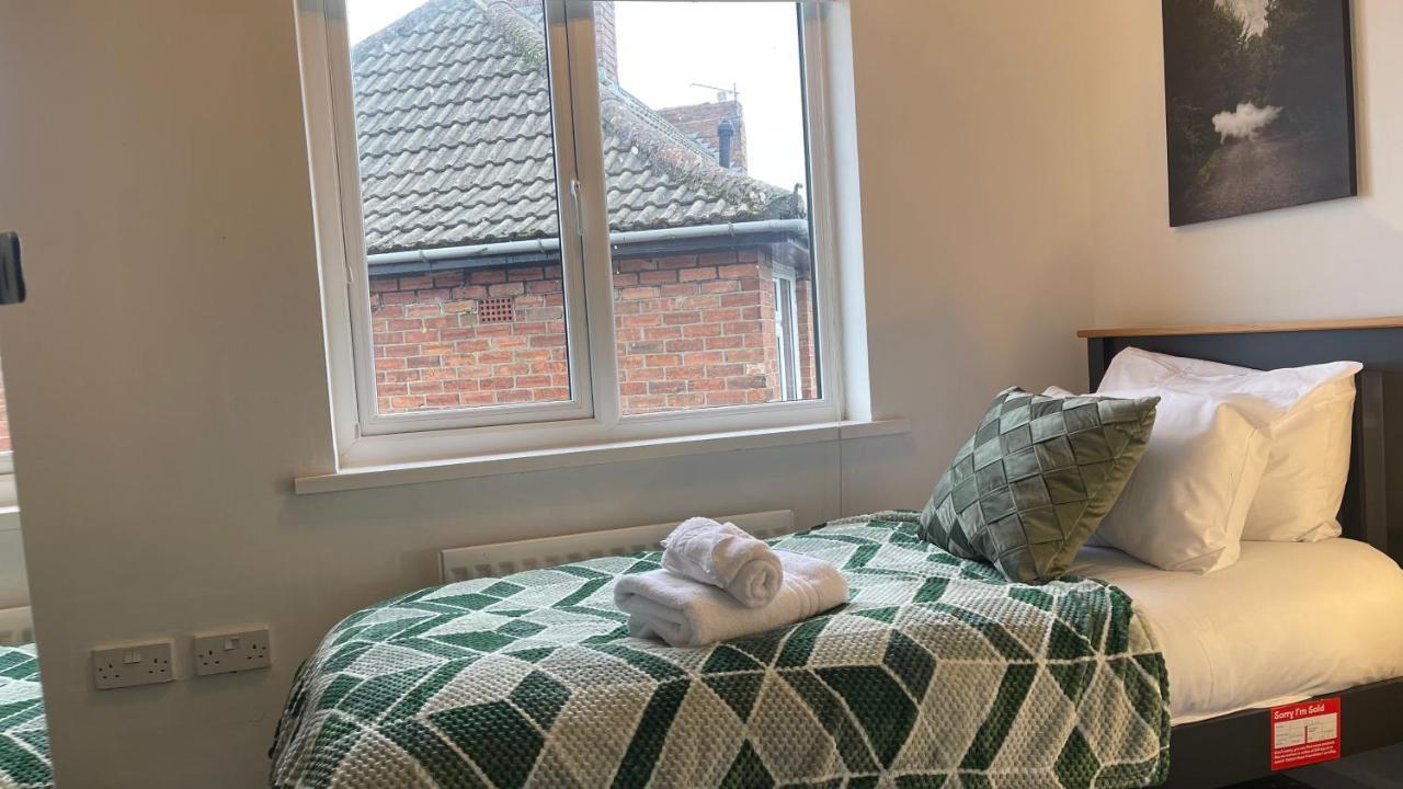 Fully Serviced Three Bed House In Durham Extérieur photo