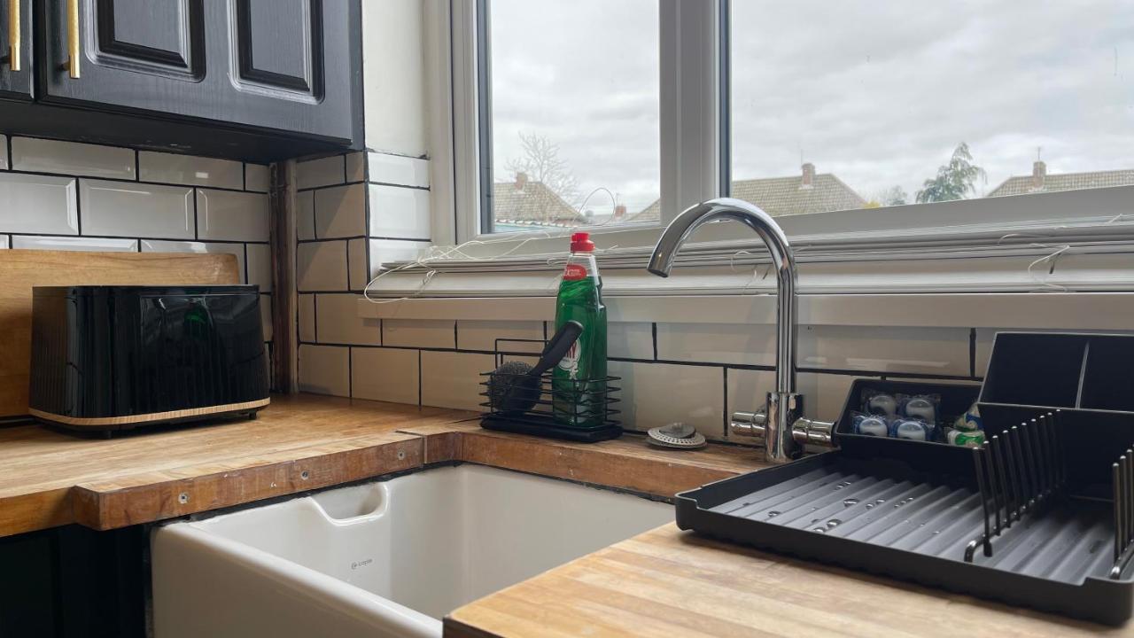 Fully Serviced Three Bed House In Durham Extérieur photo