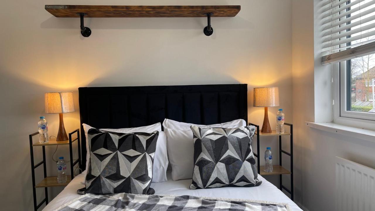 Fully Serviced Three Bed House In Durham Extérieur photo