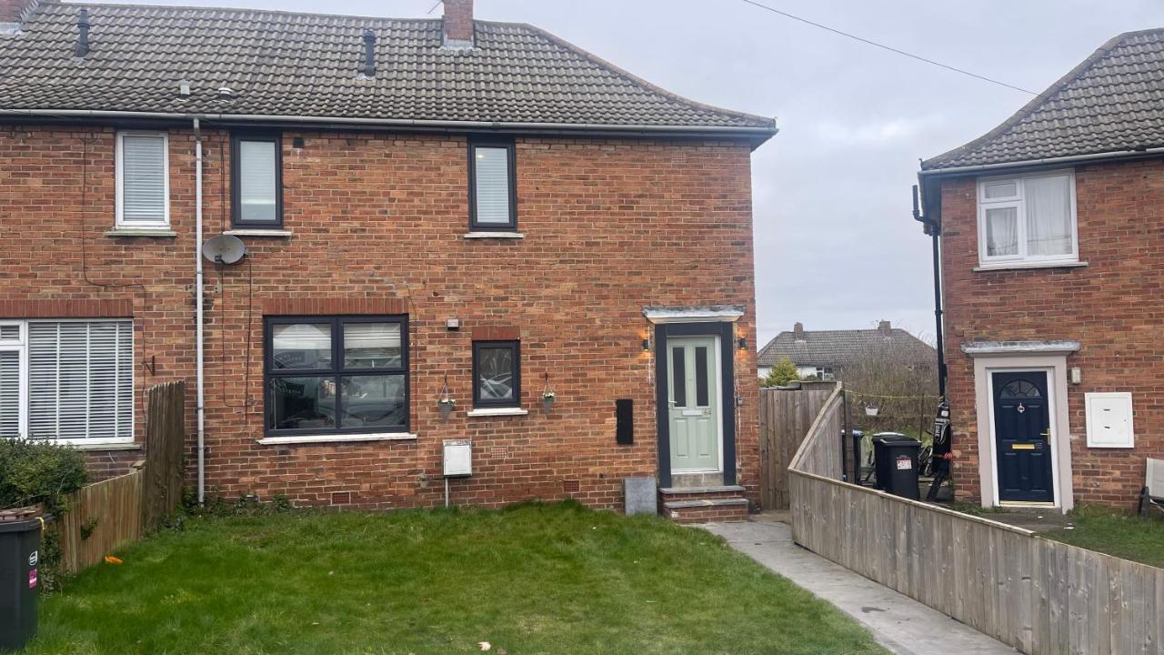 Fully Serviced Three Bed House In Durham Extérieur photo