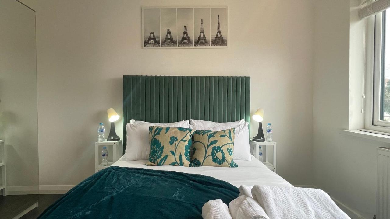 Fully Serviced Three Bed House In Durham Extérieur photo